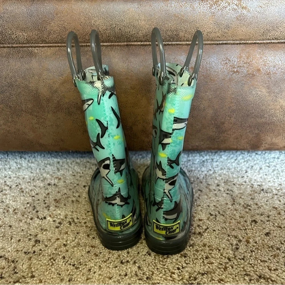 Western Chief Teal Tropic Shark Print Pull-On stain Boots Size 12 Boys